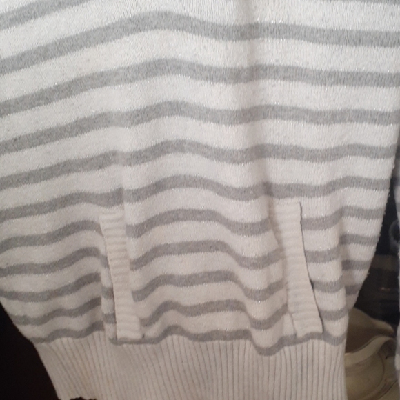 Sweater - Picture 2 of 3